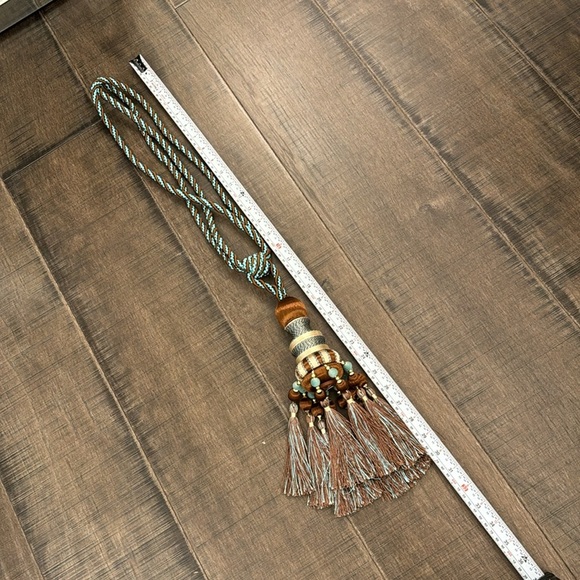 NWOT LUXURY DRAPE TIE BACK SINGLE PIECE - Picture 8 of 17